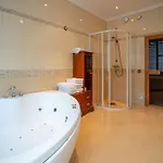 Hotel Prize By Radisson, Xhibition 3*