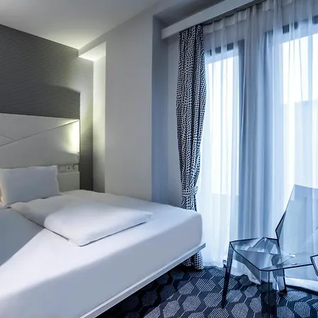Hotel Magic Xhibition