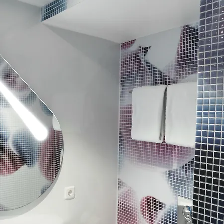 Prize By Radisson, Xhibition Отель 3*