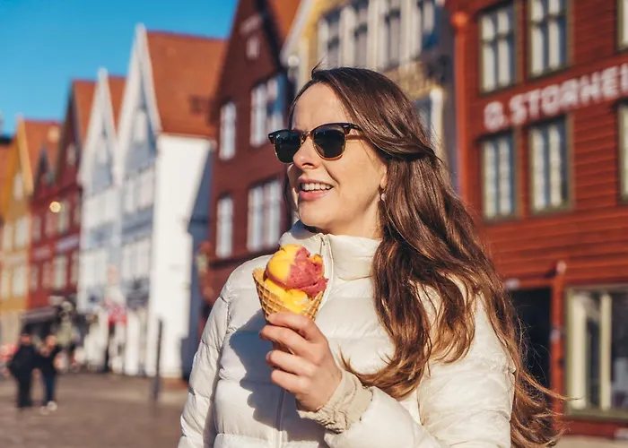 Prize By Radisson, Xhibition